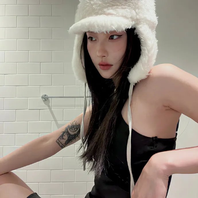 闺蜜的危险游戏海报