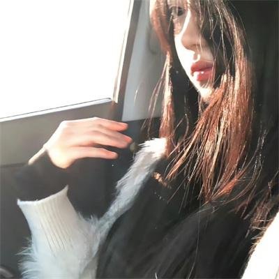 荒村公寓海报